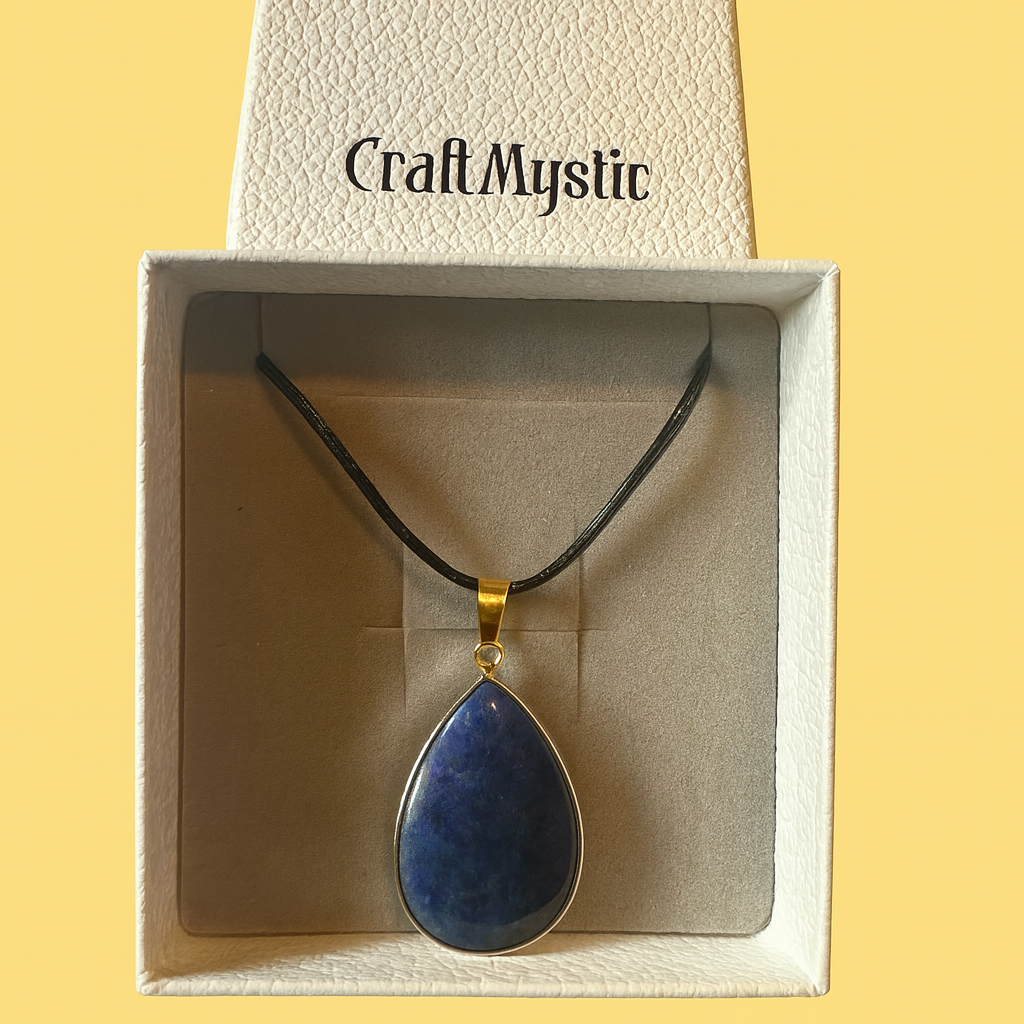Kette mit Anhänger Lapis Lazuli