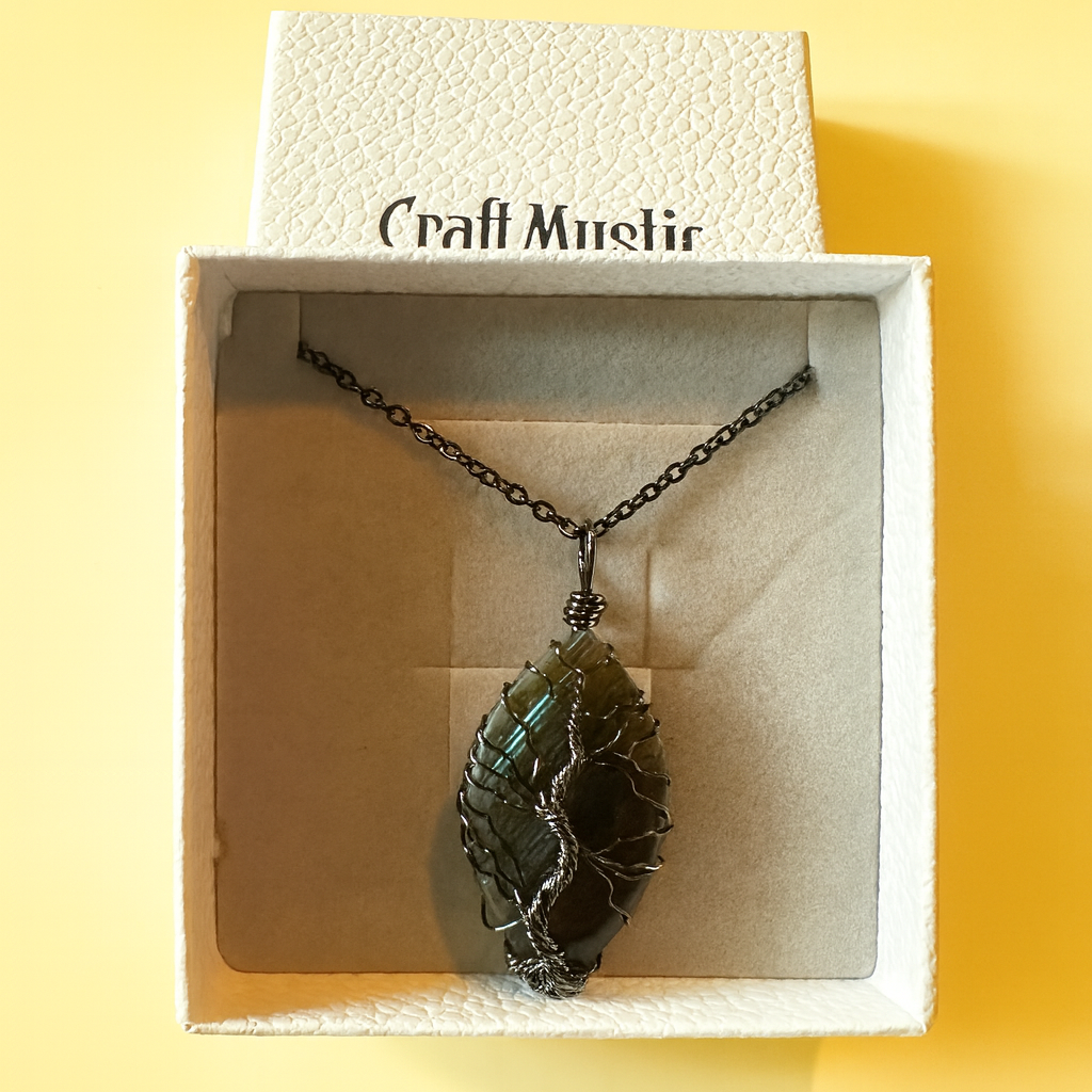 Kette mit Anhänger Baum des Lebens Labradorit