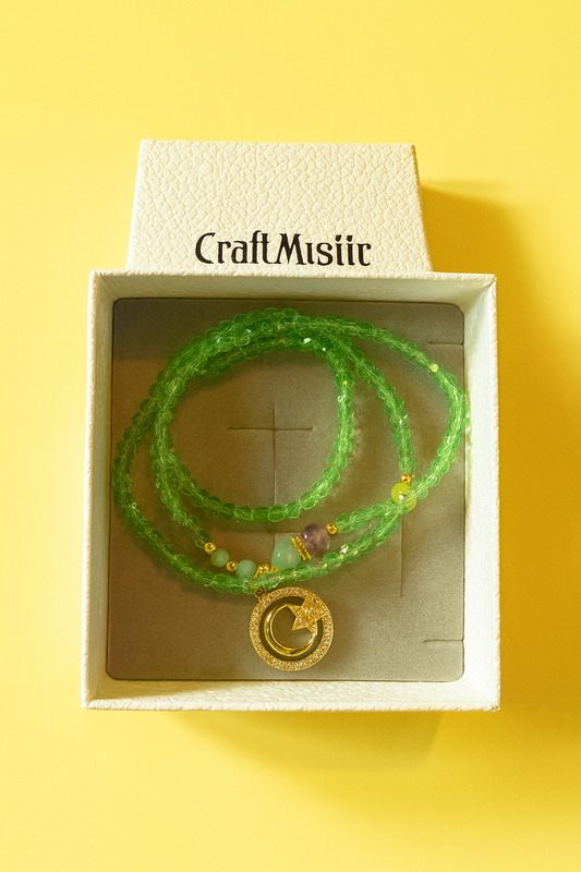 Kette mit Anhänger Peridot